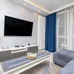 Alabas - Stylish Check In 24h - Steps From Market Square & River Apartament