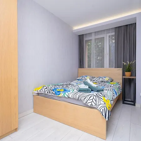 Alabas - Stylish Check In 24h - Steps From Market Square & River Breslavia