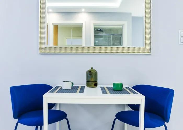 Alabas - Stylish Check In 24h - Steps From Market Square & River شقة *