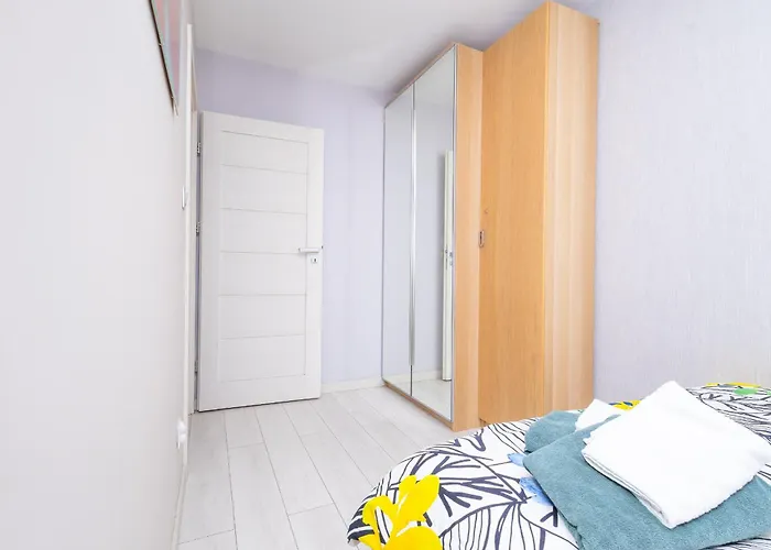 Alabas - Stylish Check In 24h - Steps From Market Square & River شقة فروتسواف