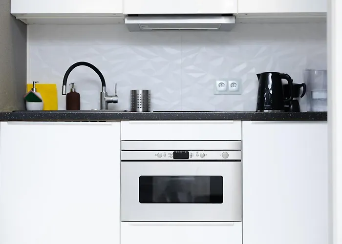 Alabas - Stylish Check In 24h - Steps From Market Square & River *